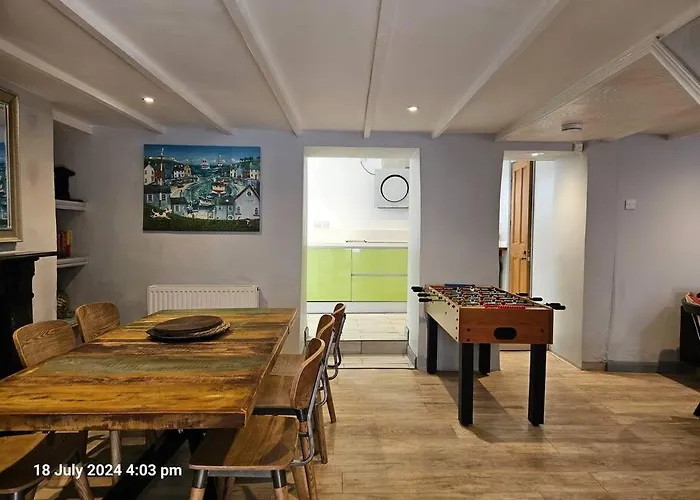 Bannsvale Farmhouse, Mount Hawke, Cornwall,