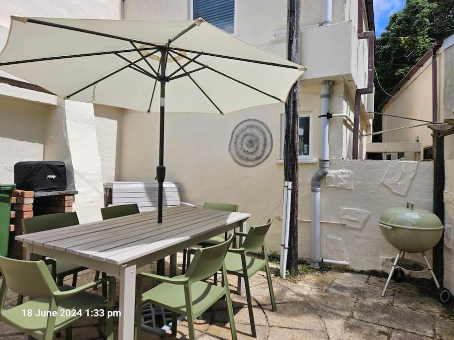 Bannsvale Farmhouse, Mount Hawke, Cornwall, Holiday home