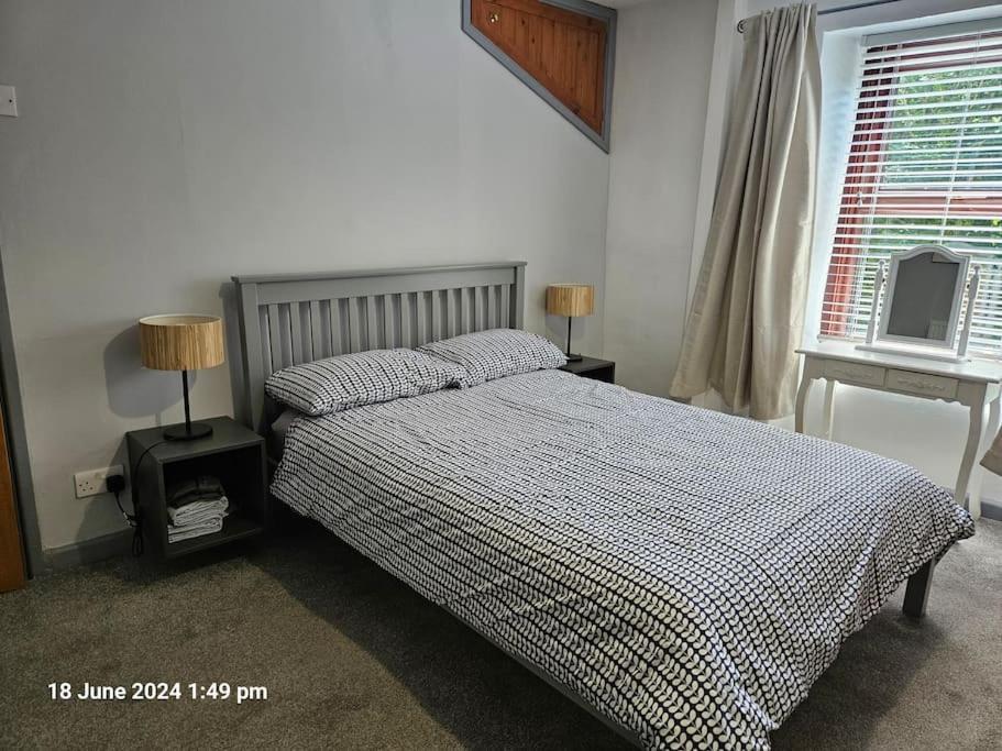 Bannsvale Farmhouse, Mount Hawke, Cornwall, * Truro