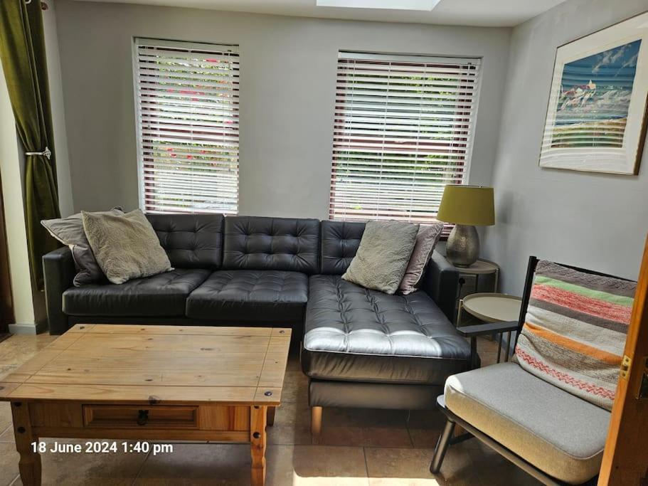 Bannsvale Farmhouse, Mount Hawke, Cornwall, Holiday home Truro